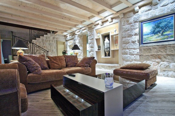 Croatia:Dubrovnik:VillaRivallin_VillaAva:livingroom.jpg