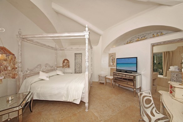 Italy:Sardinia:PortoCervo:VillaAnnette_VillaAnita :bedroom05.jpg