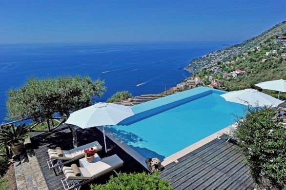 Italy:Amalfi:ITSA047_VillaBarocca:pool7.jpg