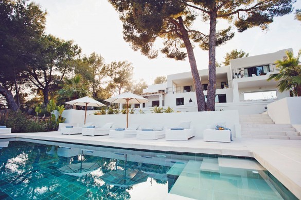 Spain:Ibiza:VillaMoulay_VillaMelosa:pool80.jpg
