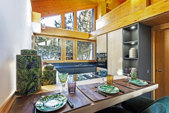 Switzerland:St. Moritz:CasaLeopardo_VillaLeontine:kitchen18.jpg