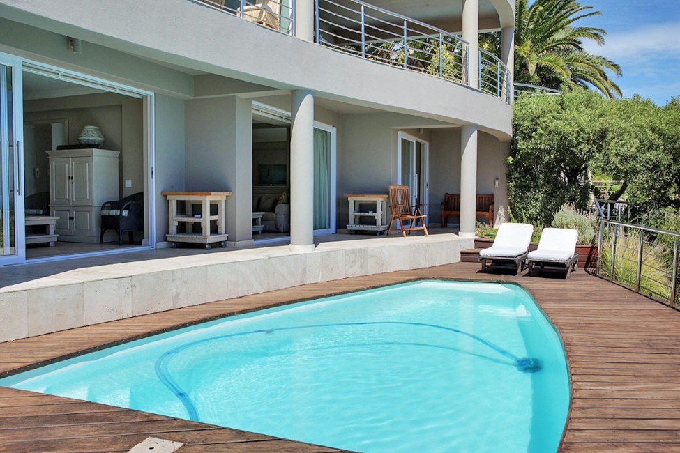 SouthAfrica:CapeTown:Silva_ApartmentSylvanna:pool25.jpg