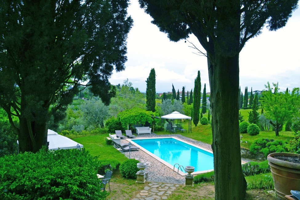 Italy:Tuscany:Siena:ITSI12_VillaOra:pool690.jpg