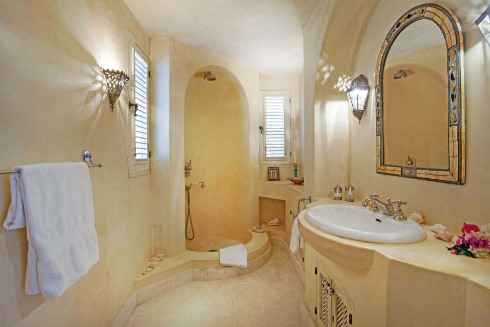 St. Barths:Mauresque_VillaAura:bathroom1.jpg
