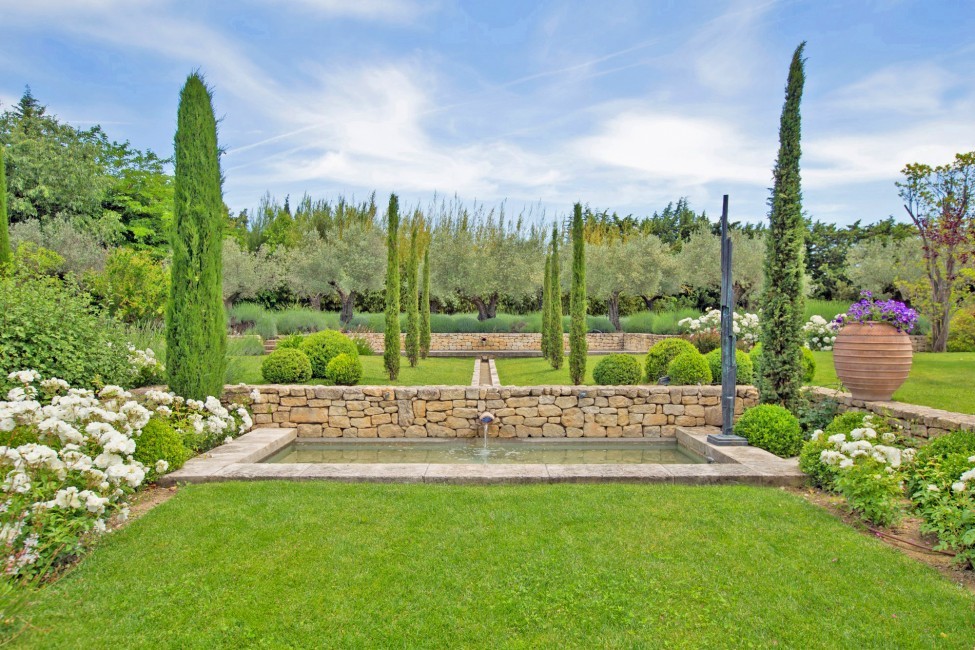 France:Provence:Paradou:Villa10_VillaParadis:garden79.JPG