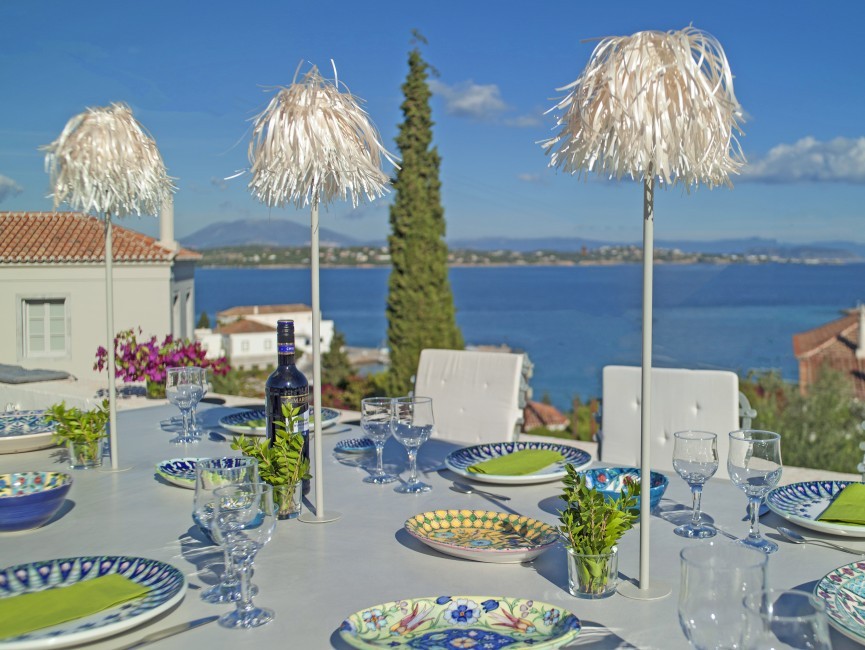 Greece:Peloponnese:Spetses:VillaSirena_VillaSerena:dining64.jpg