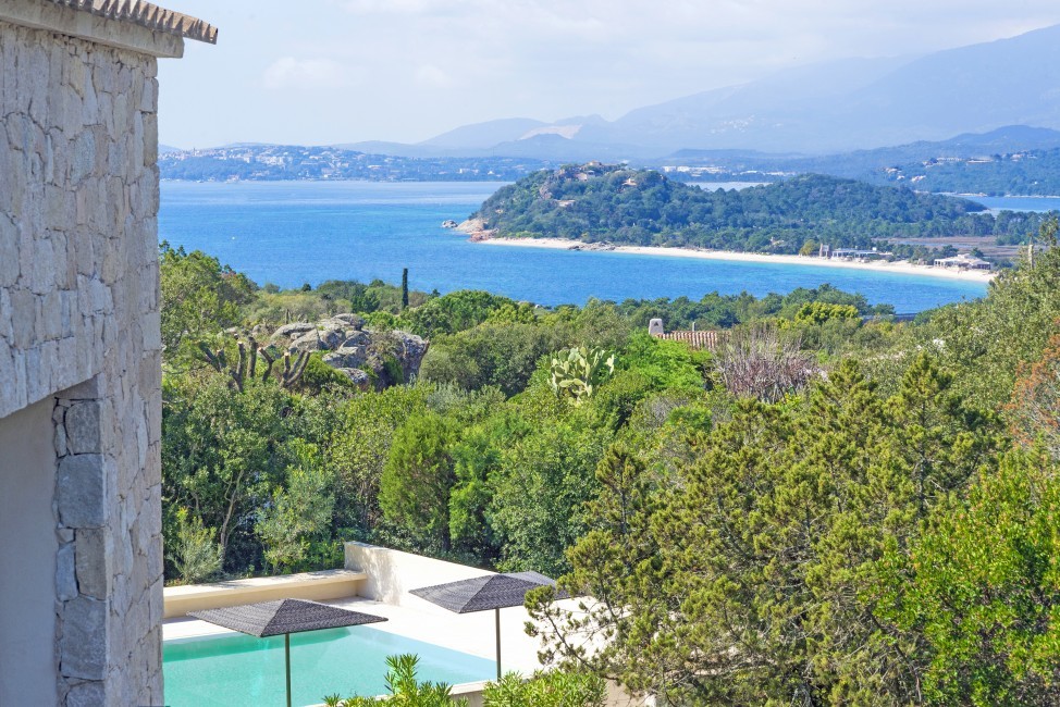 France:Corsica:CalaRossa:RL135_VillaEvon:pool16.jpg