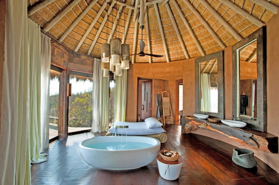 SouthAfrica:Waterberg:Leobo_LyssandraReserve:bathroom5.jpg