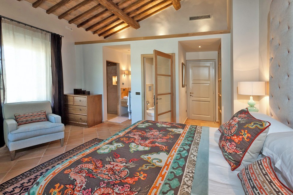 Italy:Tuscany:Siena:ITSI022_VillaRocca:bedroom0.jpg