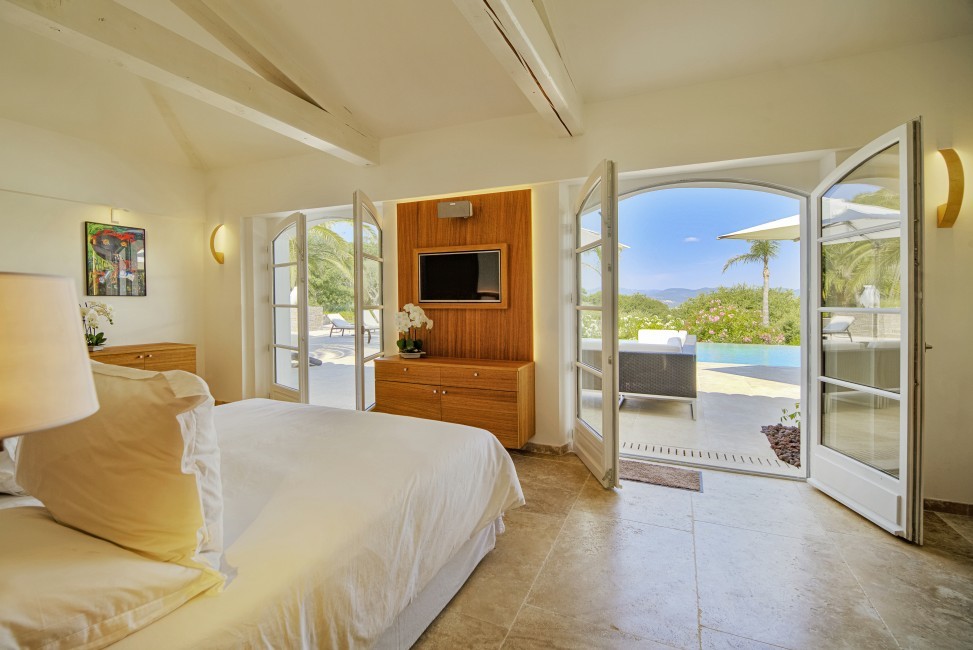 France:Coted'Azur:St.Tropez:VillaBella_VillaBastian:bedroom7.jpg