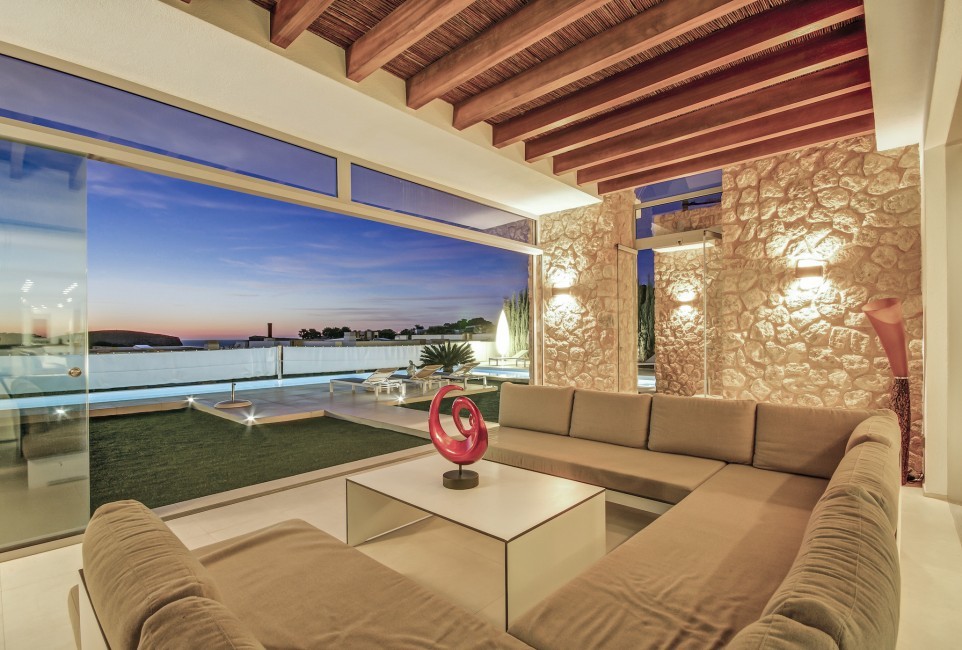 Spain:Ibiza:CalaContaSunset_VillaSolimar:livingroom5.jpg