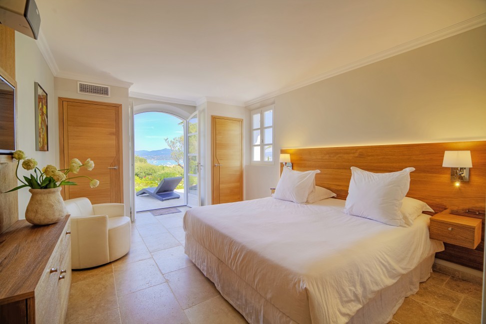 France:Coted'Azur:St.Tropez:VillaBella_VillaBastian:bedroom8.jpg