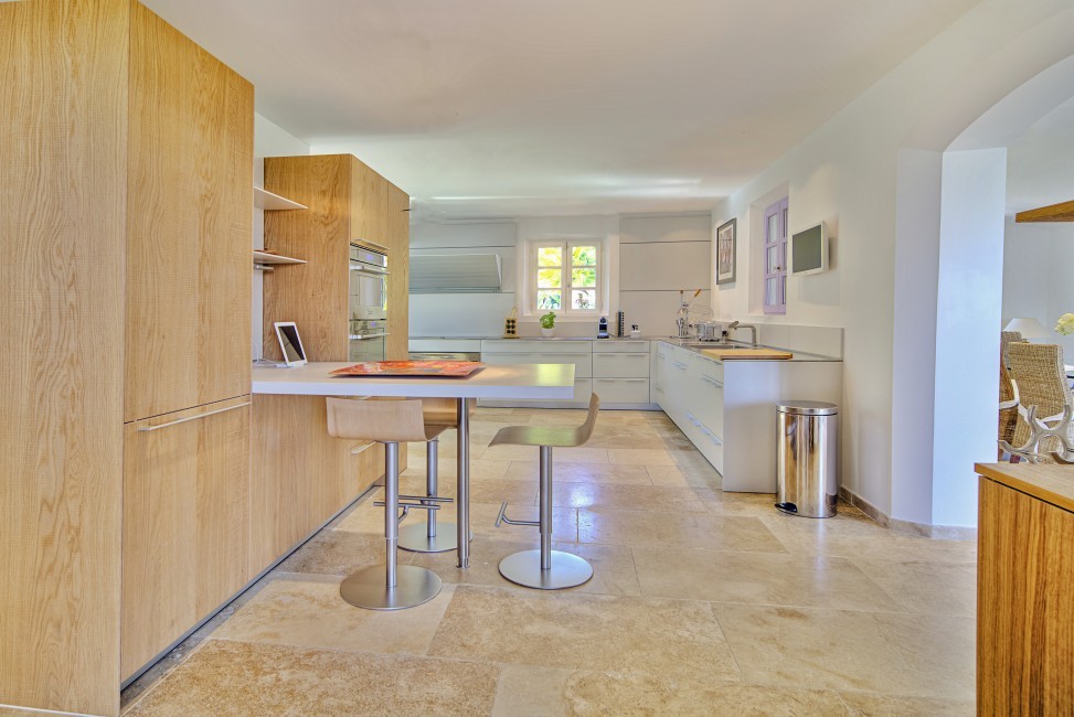 France:Coted'Azur:St.Tropez:VillaBella_VillaBastian:kitchen436.jpg