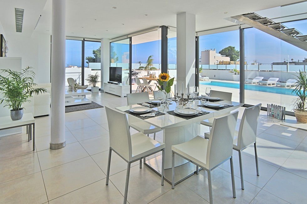 Spain:Ibiza:CasaCleo_VillaCloe:diningroom6.jpeg