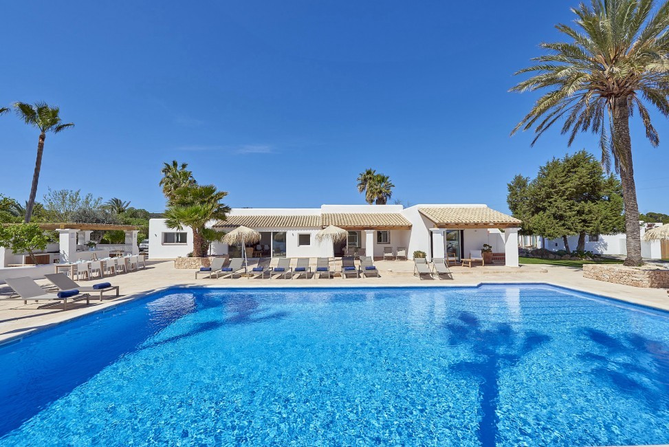 Spain:Ibiza:CasaRocco_VillaRio:pool1.jpg