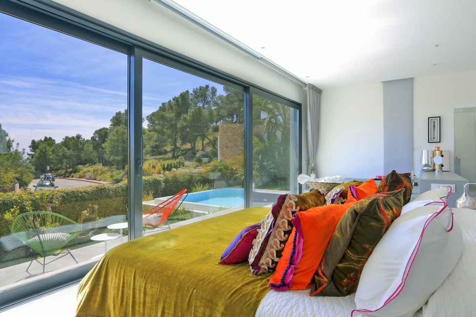 Spain:Ibiza:CanLuisa_VillaLuisina:bedroom22.JPG