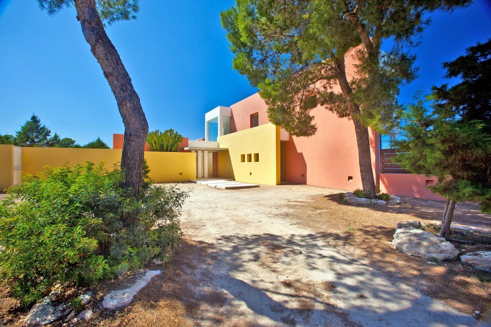 Spain:Ibiza:PepCalo_VillaChello:entrance1.jpg