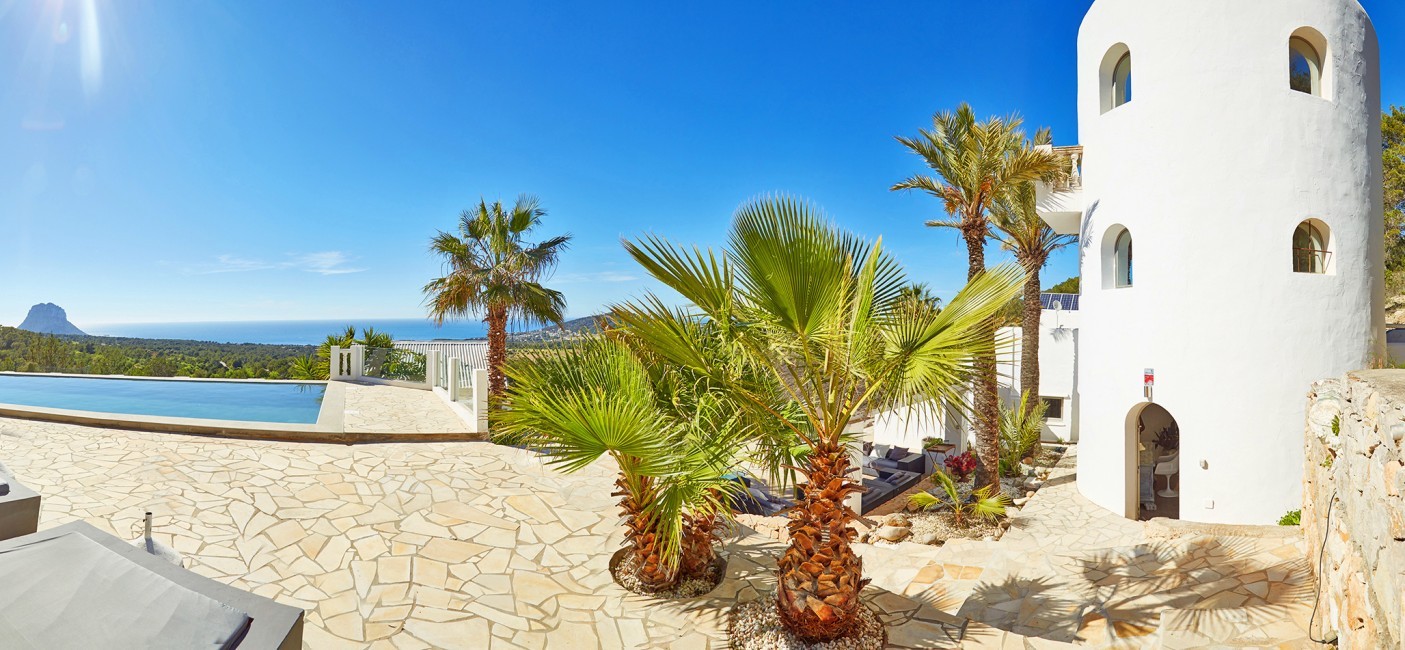 Spain:Ibiza:VillaMichaela_VillaMikaela:terrace0155.jpg
