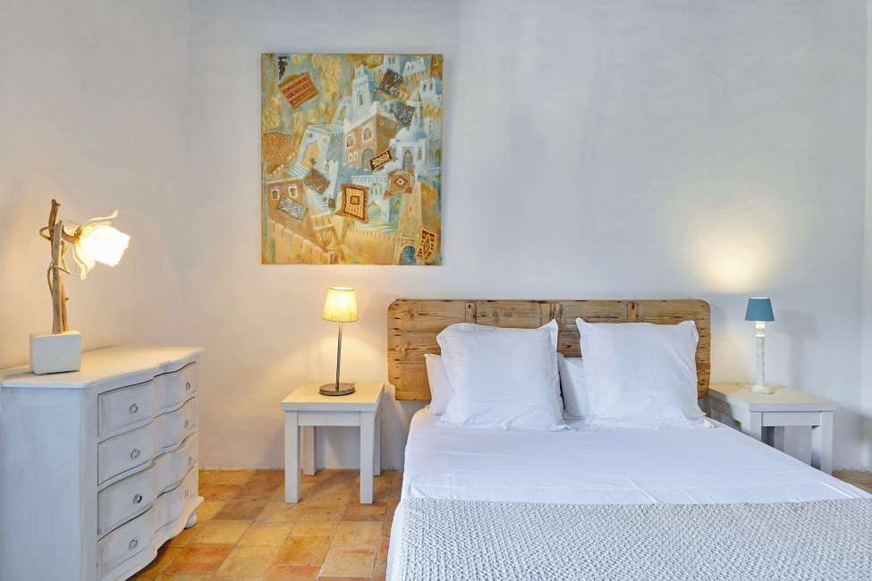 Spain:Ibiza:GranjaBalear_VillaBalearica:bedroom41.jpg