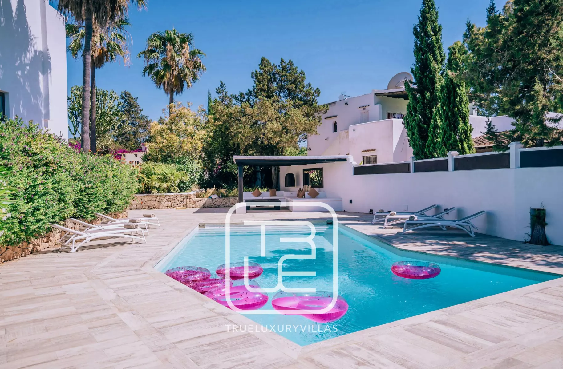 Villa Monita