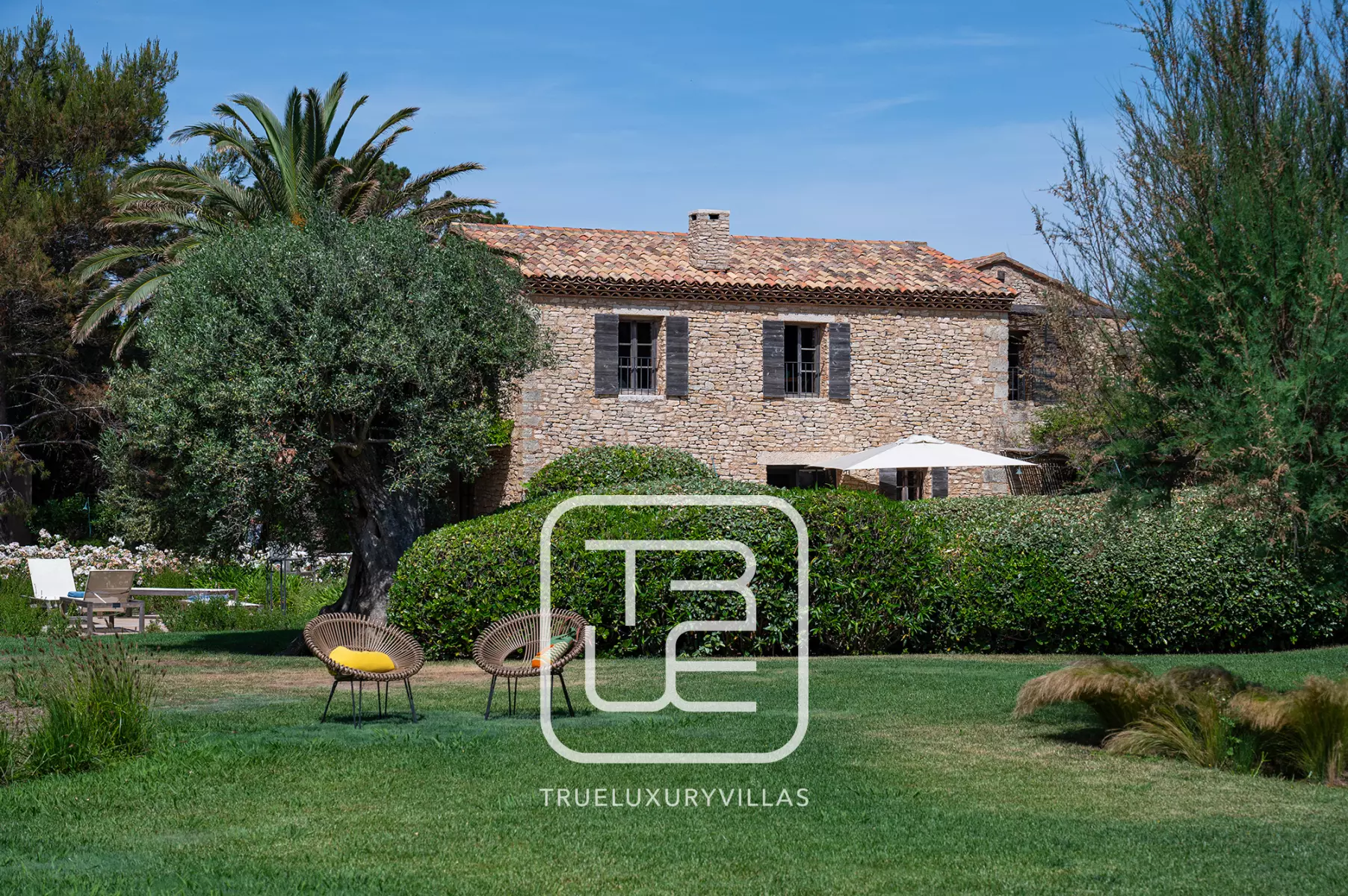 Villa Era