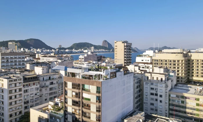 Penthouse Ador