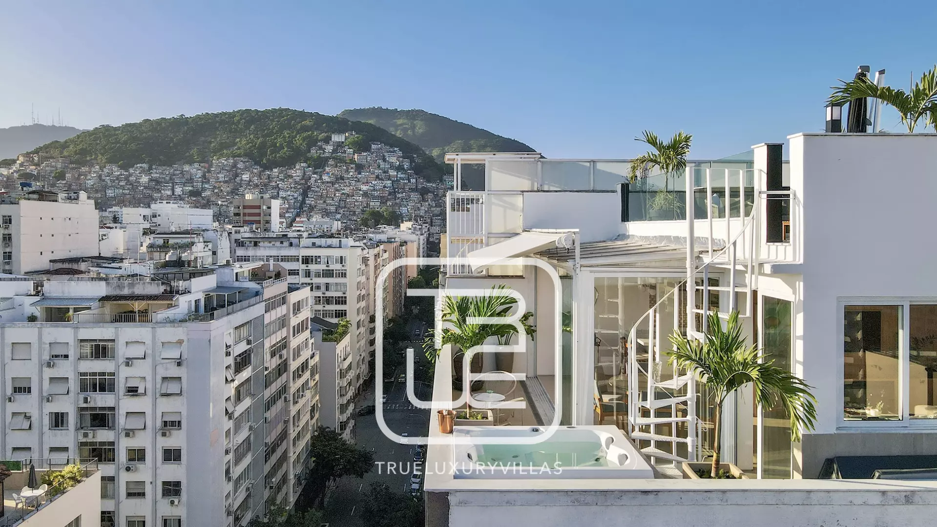 Penthouse Ador