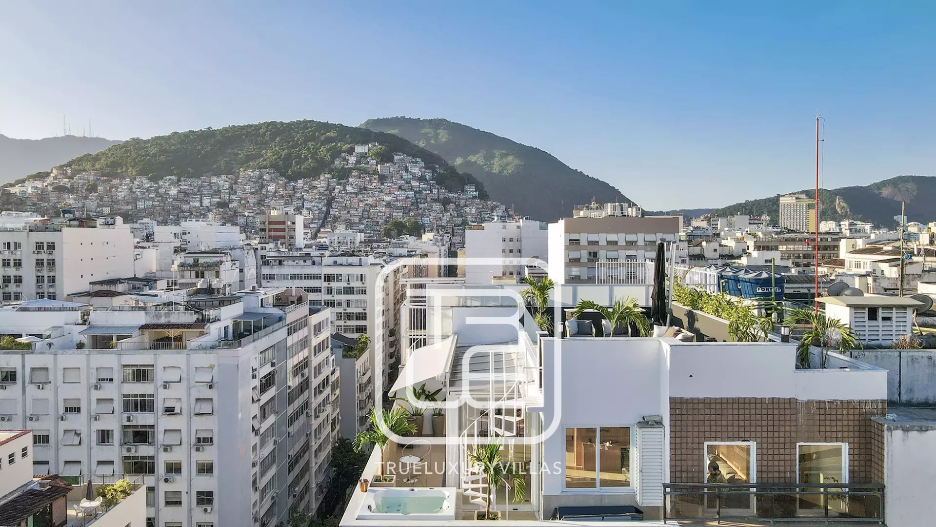 Penthouse Ador