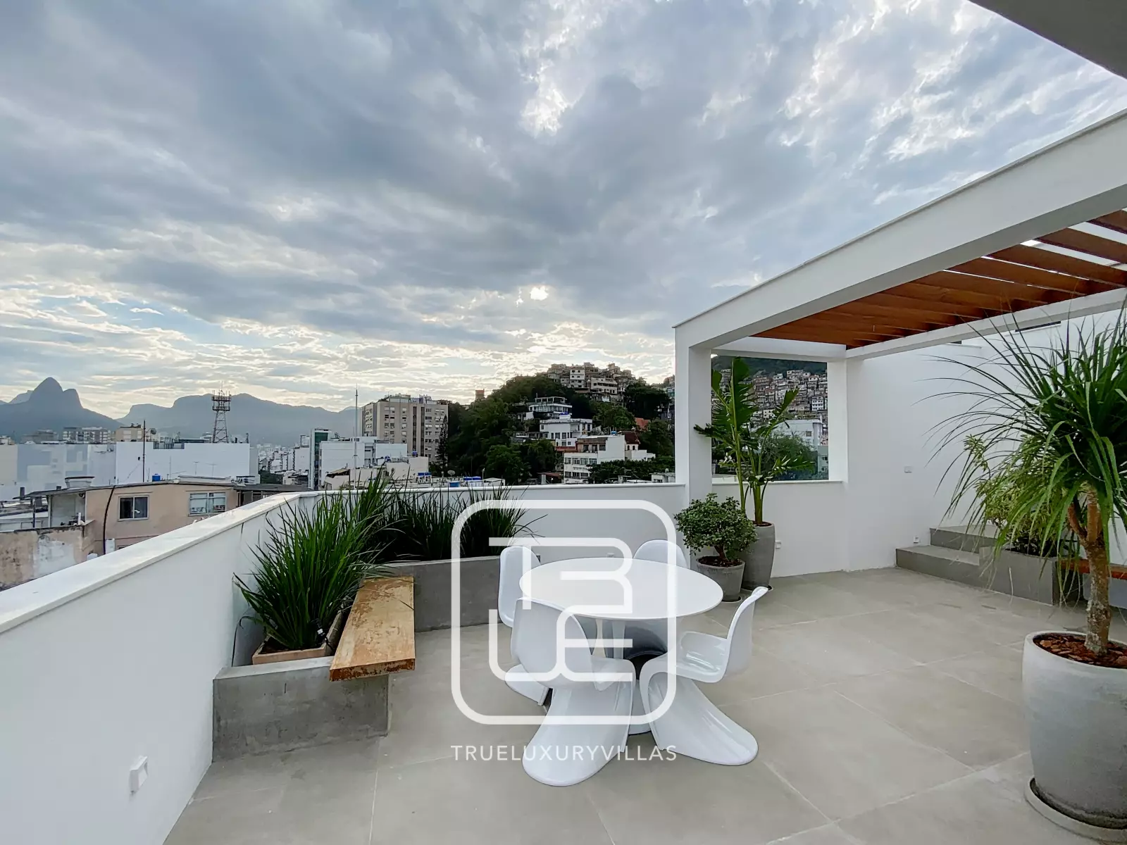 Penthouse Leme