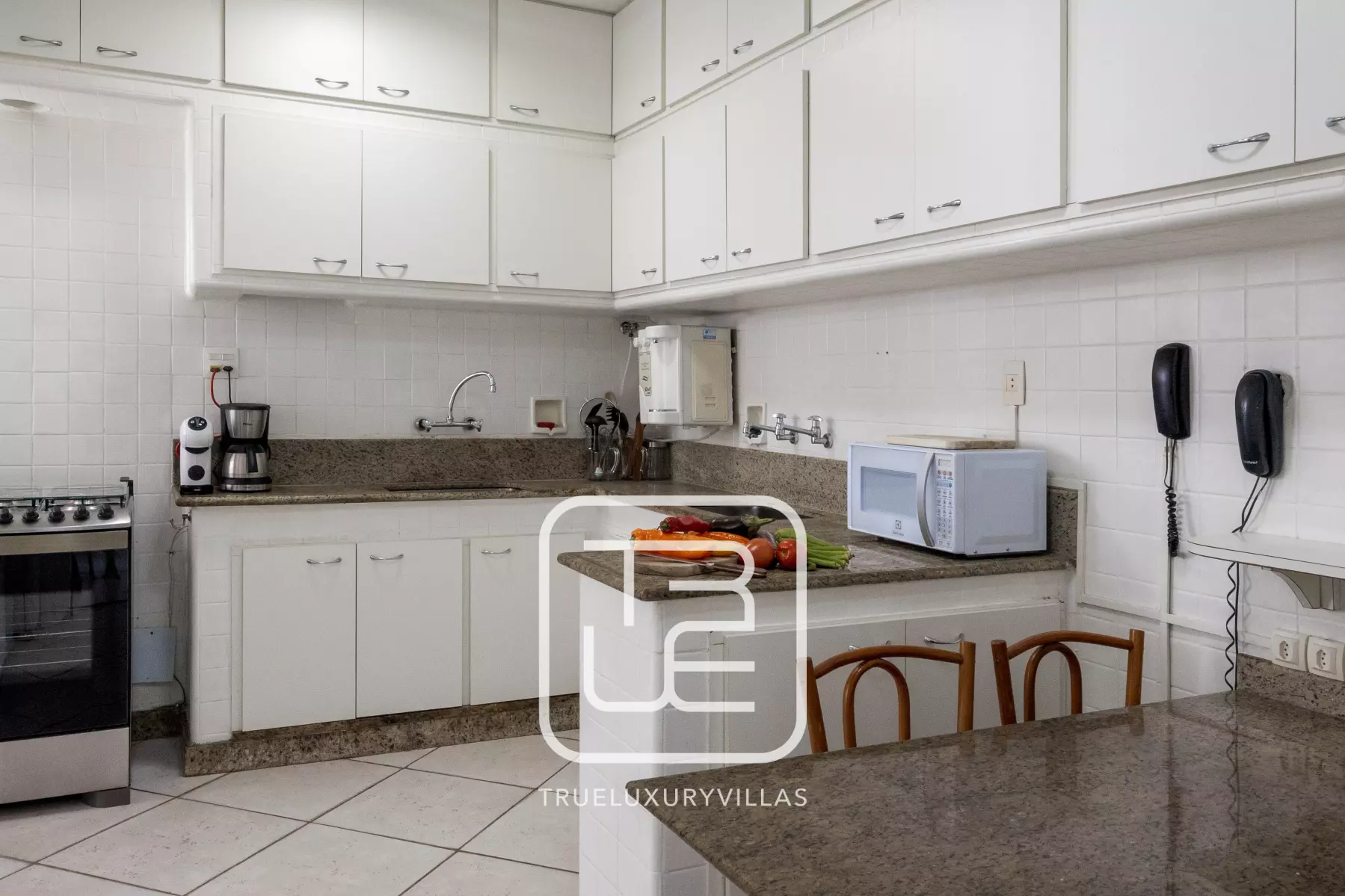 Apartment Lenolla