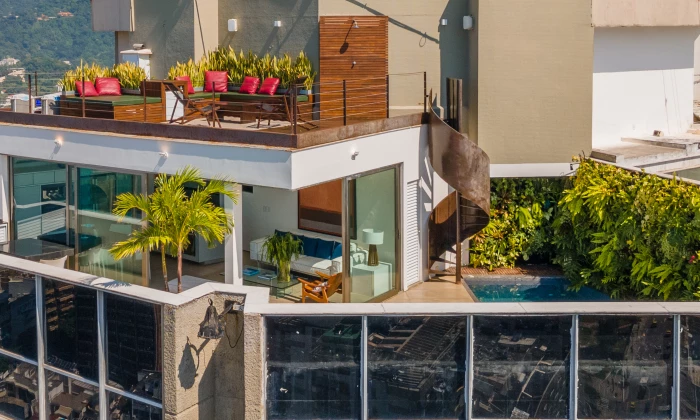 Penthouse Irma