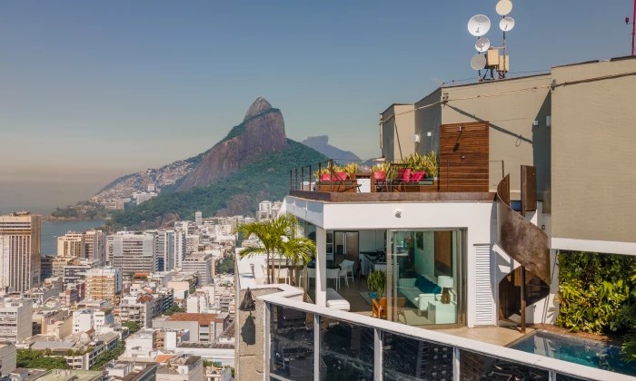 Penthouse Irma