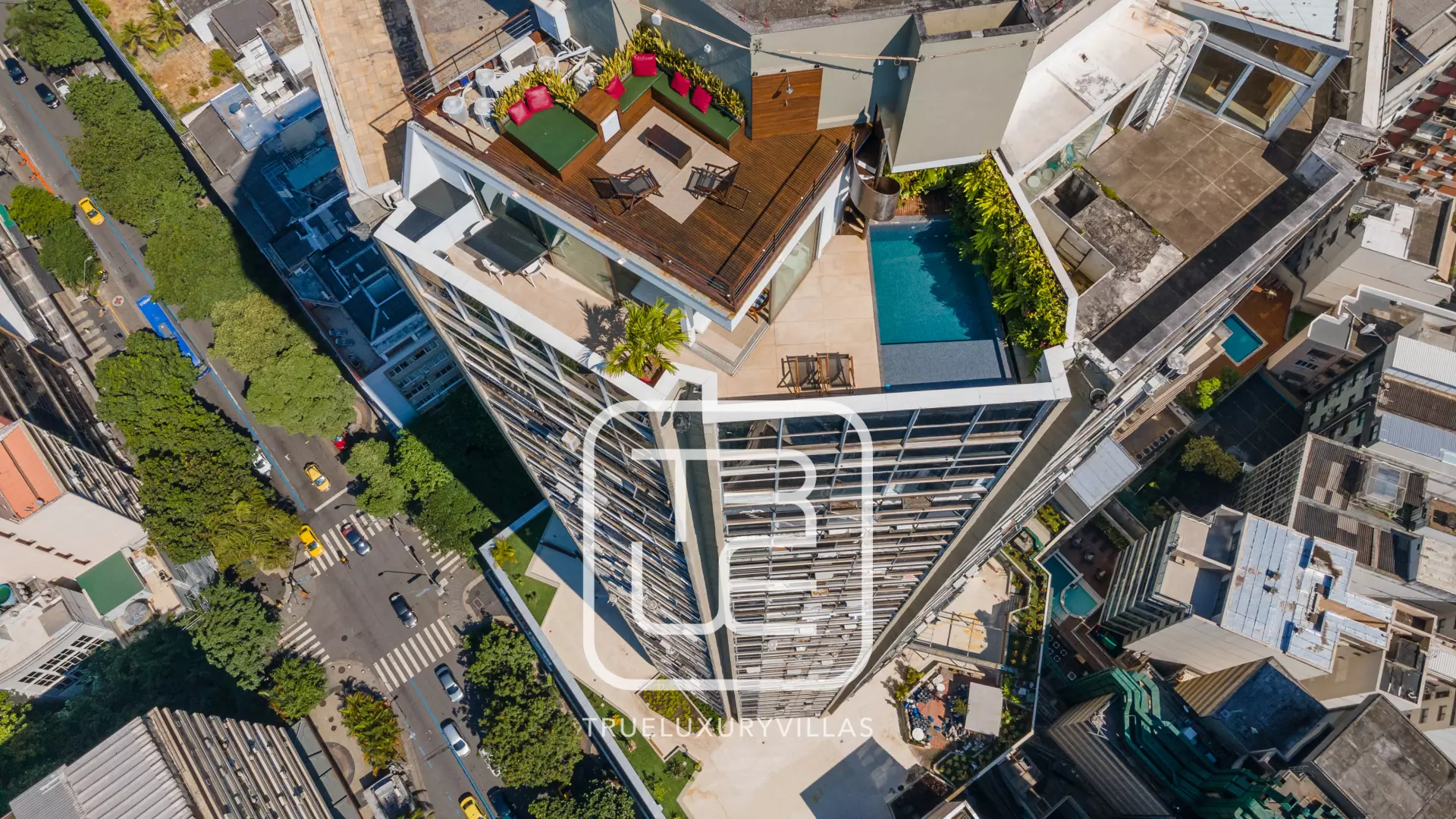 Penthouse Irma