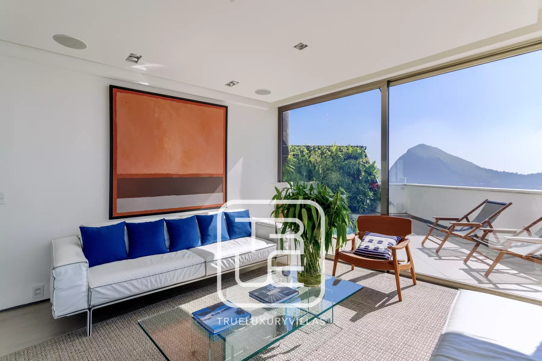 Penthouse Irma