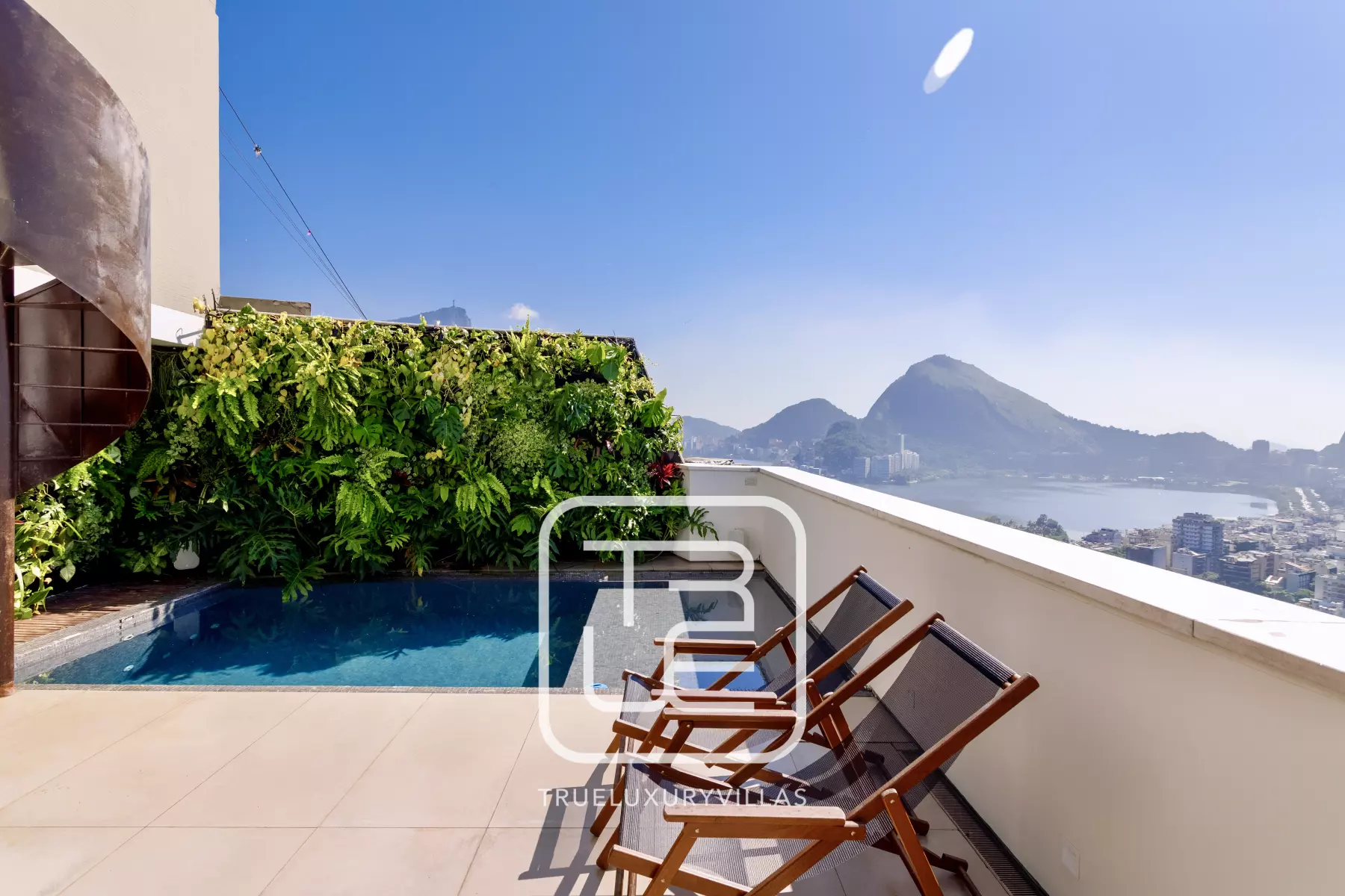 Penthouse Irma