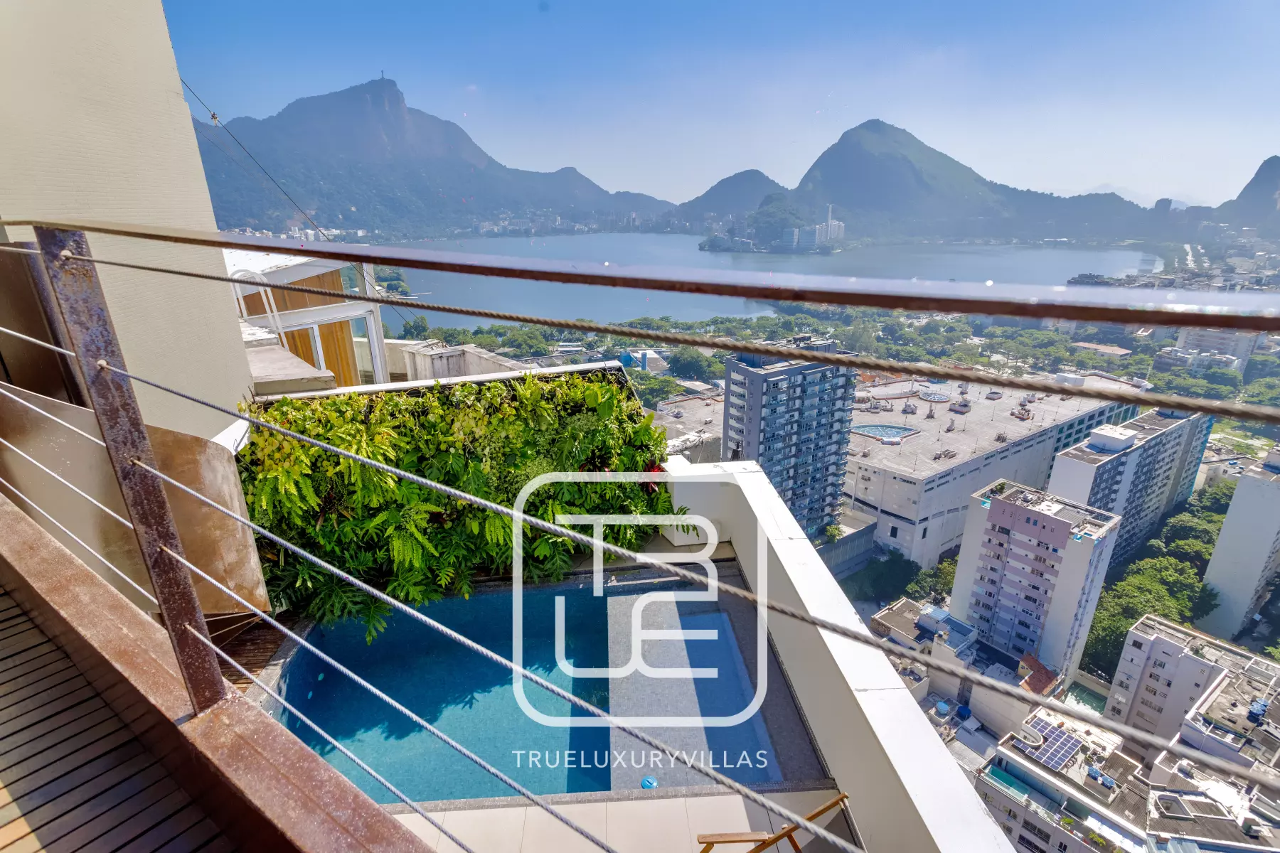 Penthouse Irma