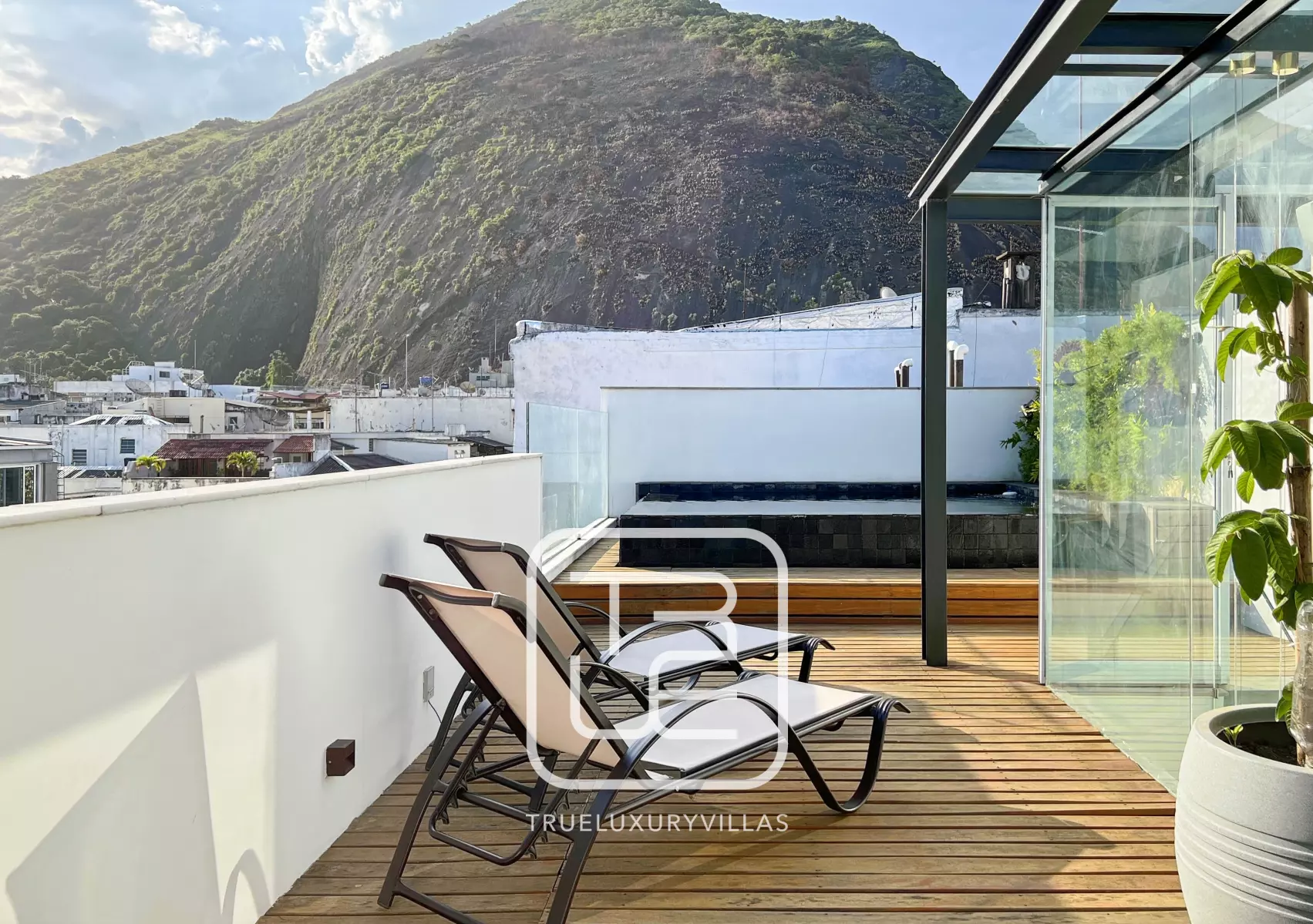 Penthouse Erio