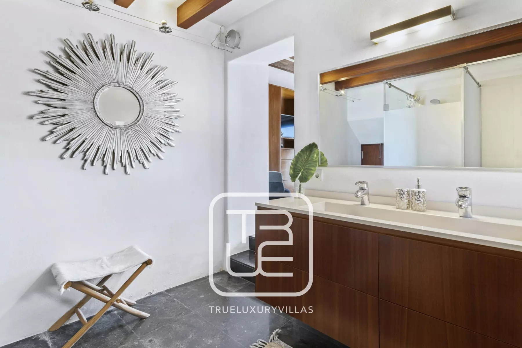 Villa Bloomary