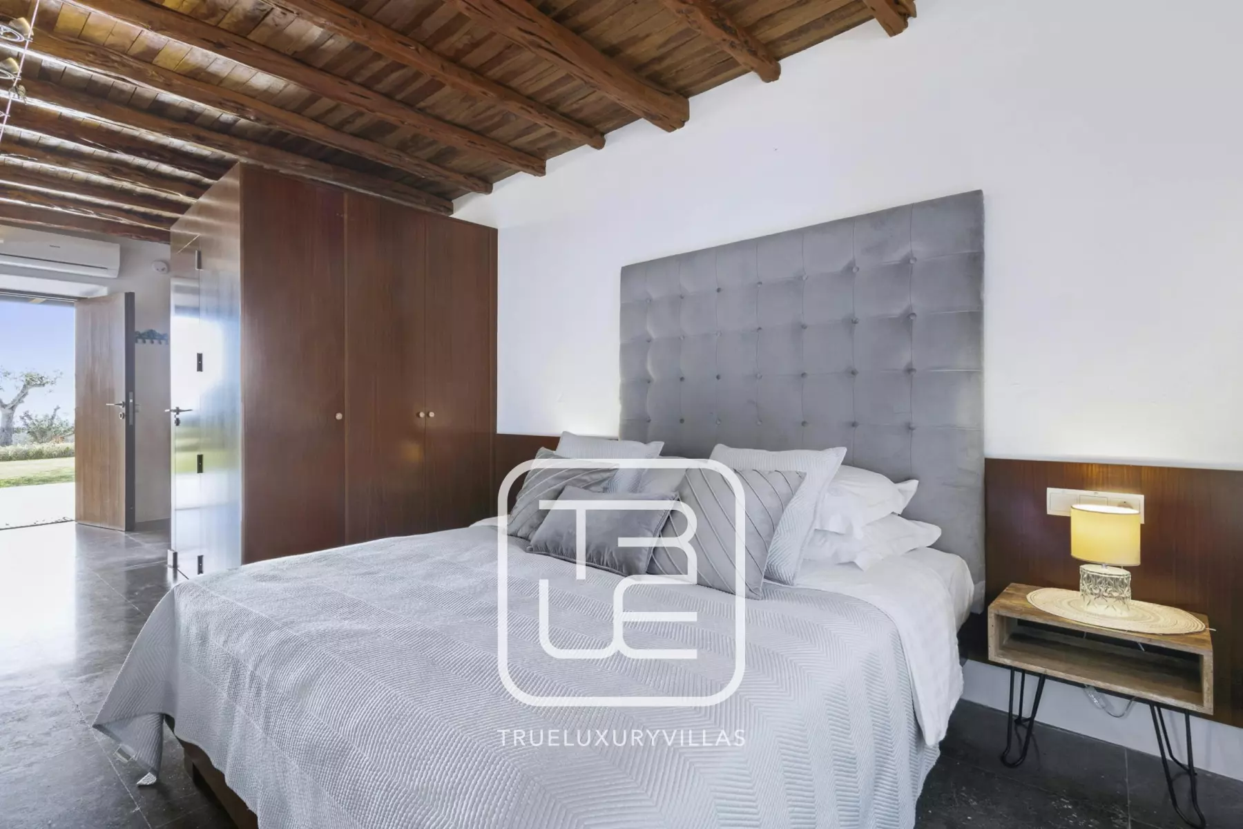 Villa Bloomary