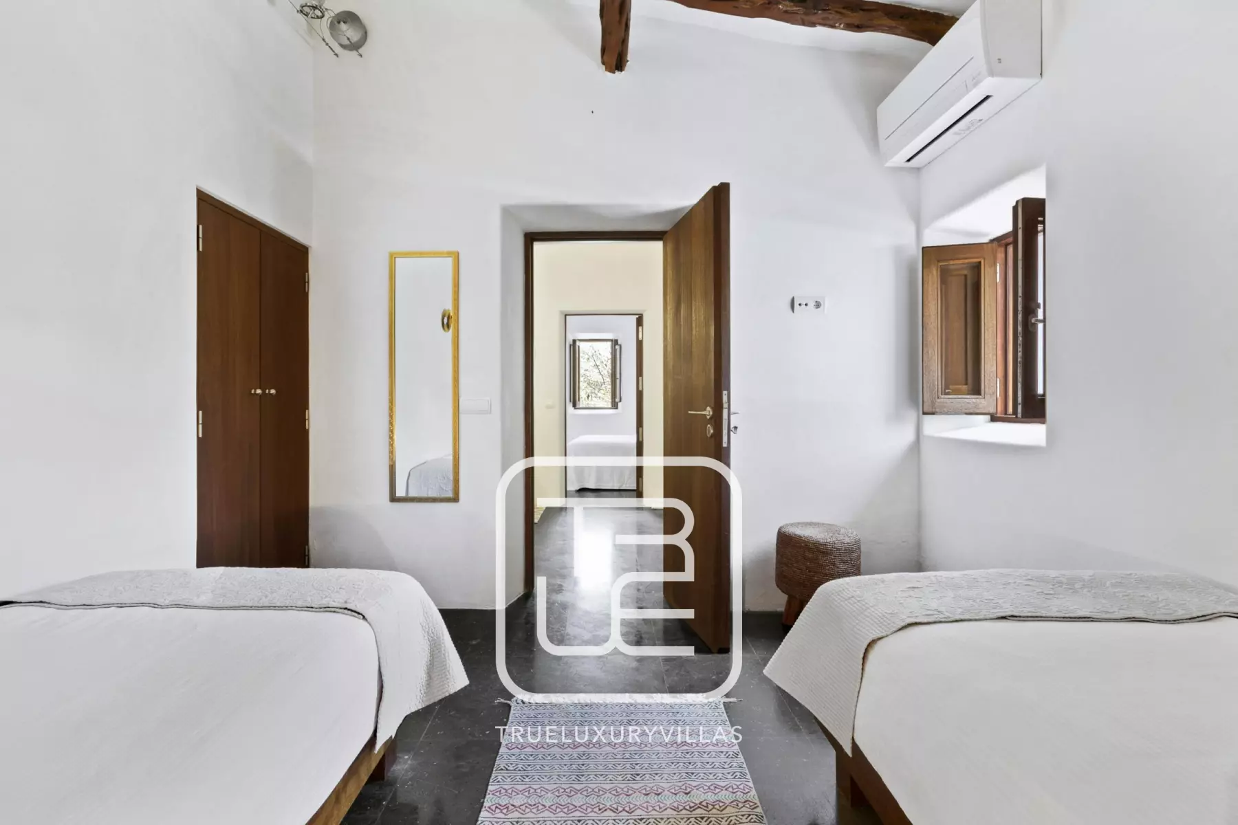 Villa Bloomary