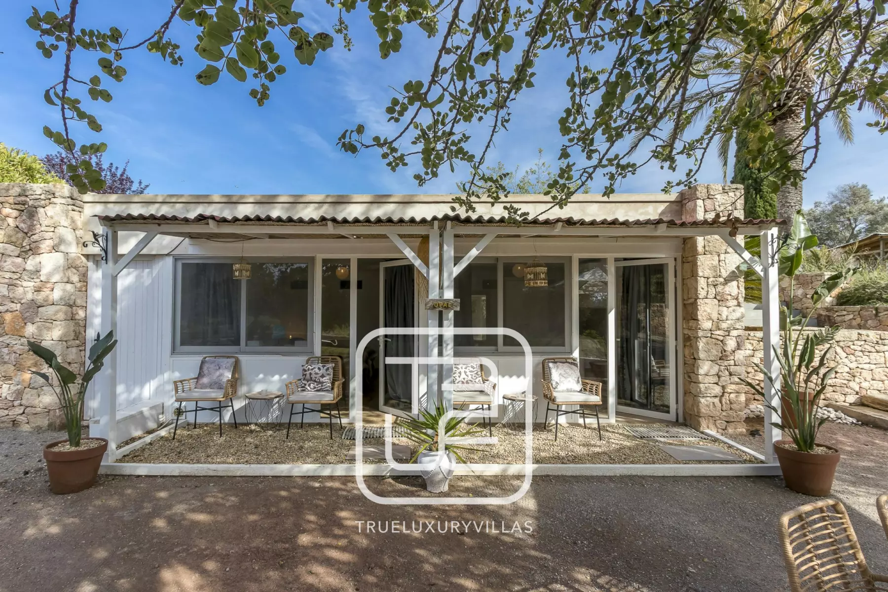 Villa Bloomary