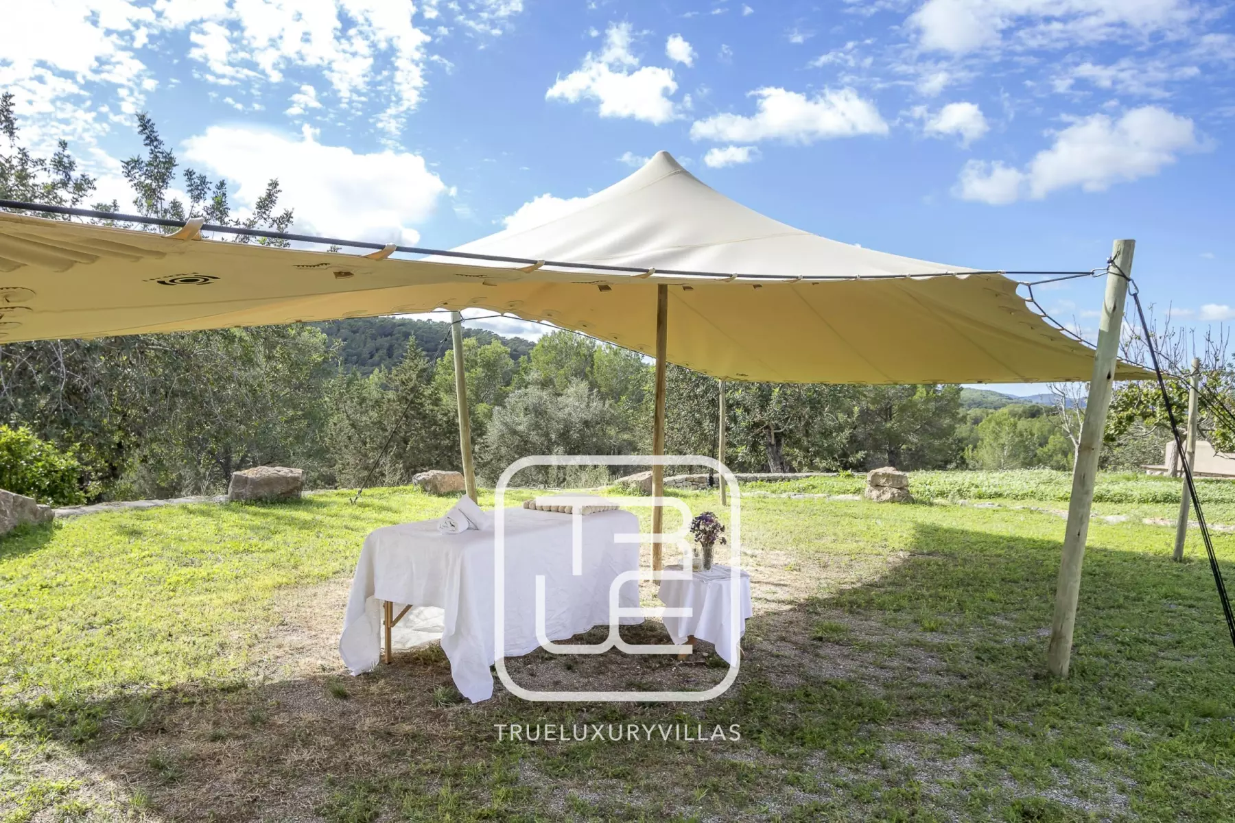 Villa Bloomary