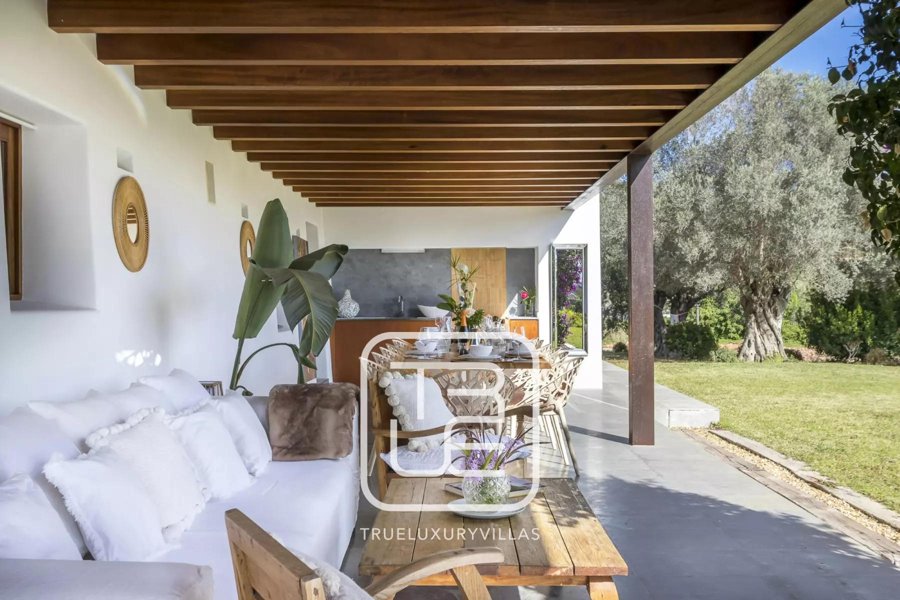Villa Bloomary