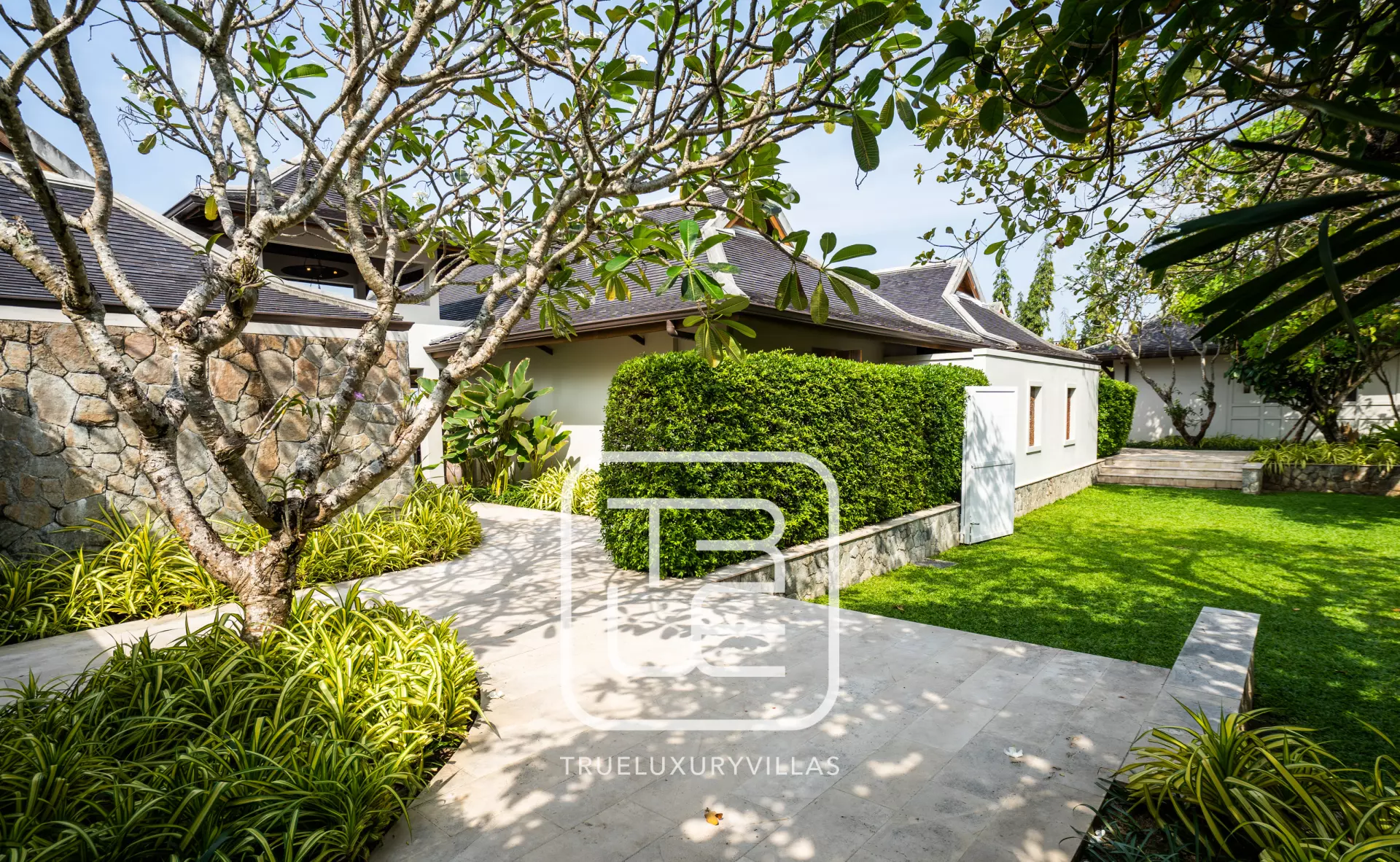 The Residence Plumeria