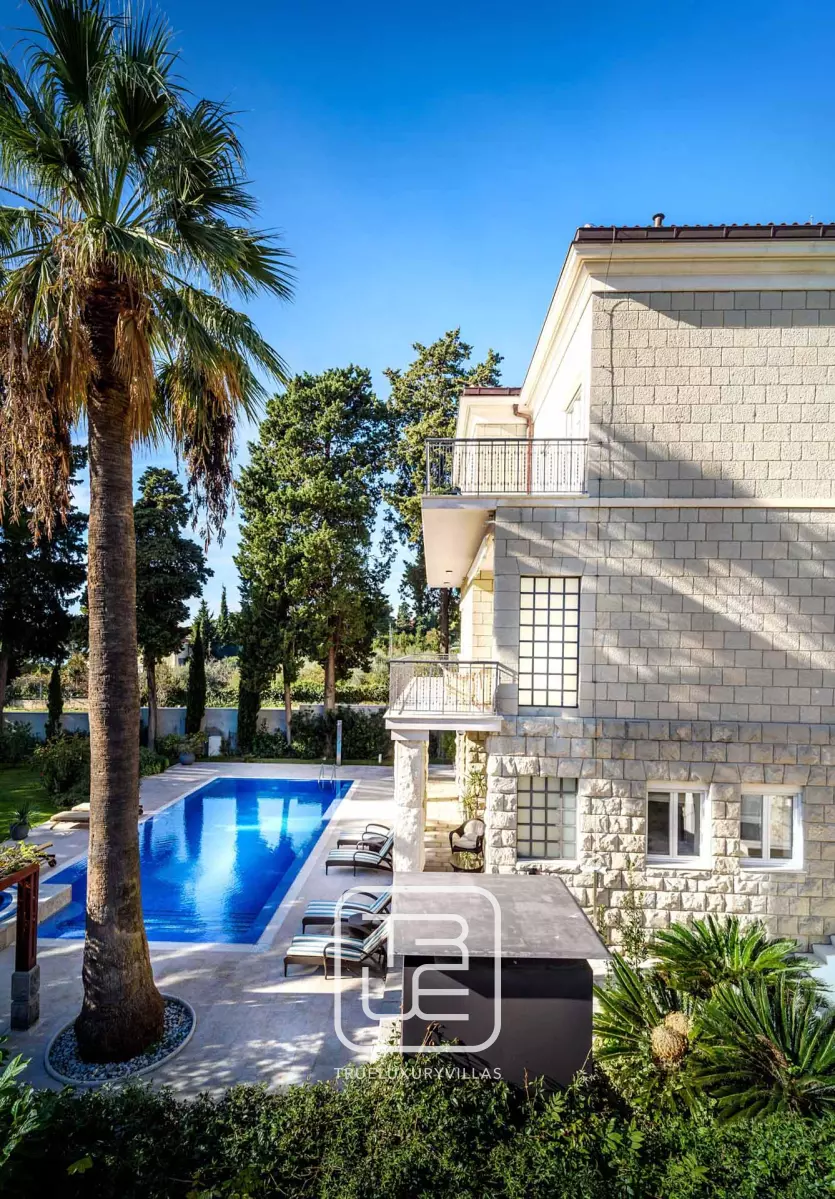 Villa Spelina