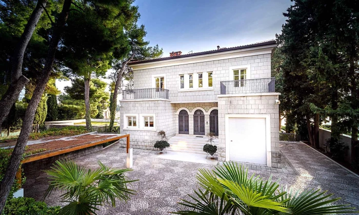 Villa Spelina