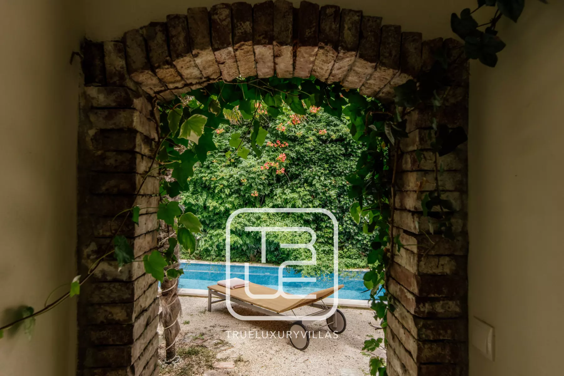 Villa Holi