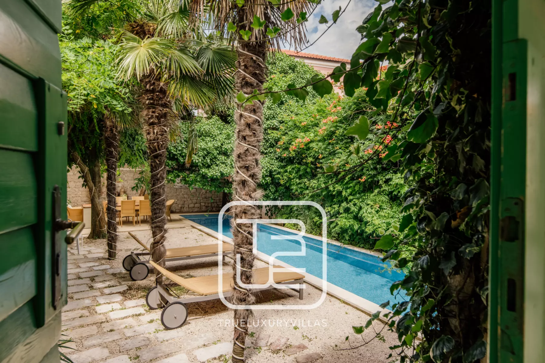 Villa Holi