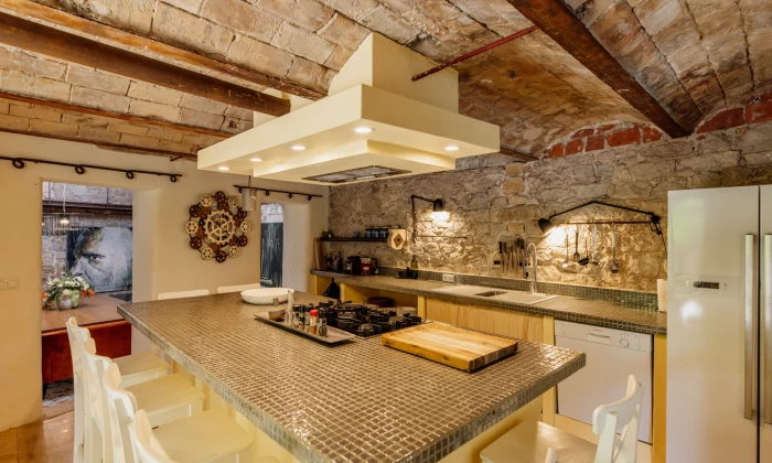 Villa Holi