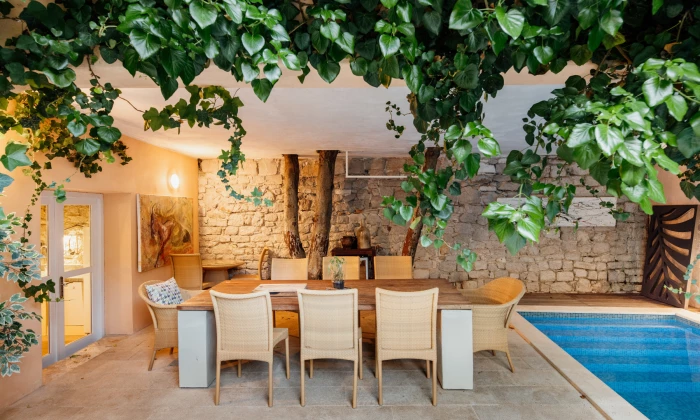 Villa Holi